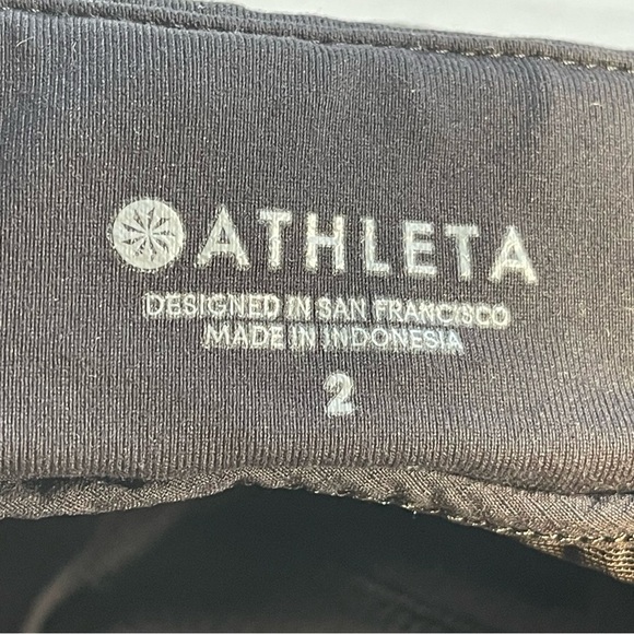 Athleta Trekkie north short, black, size 2 - Picture 9 of 12